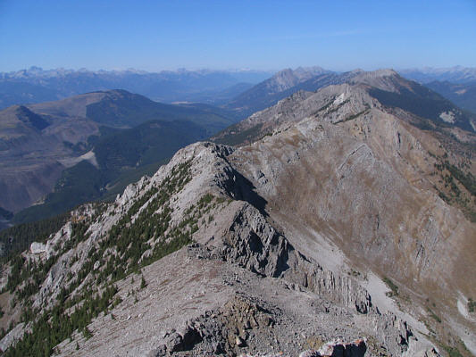 The actual high point of the ridge (about 2530 metres) is near the north end.