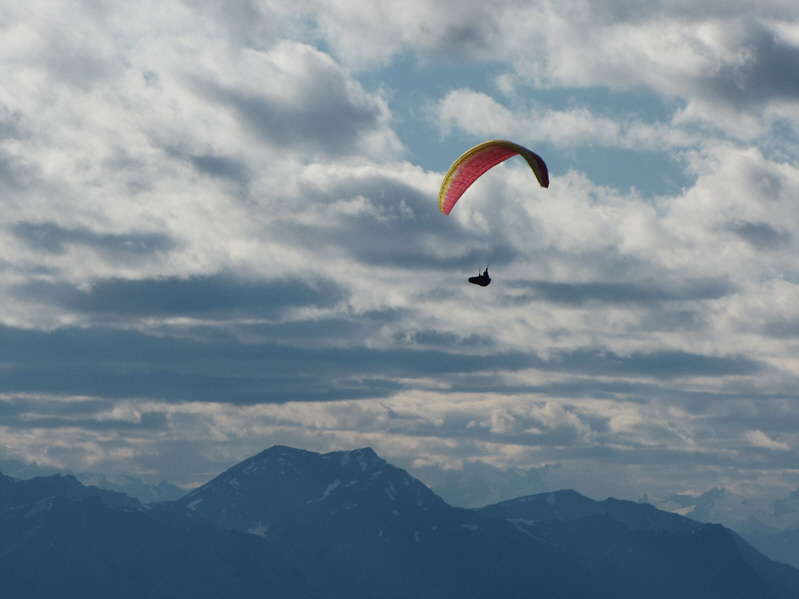 A paragliding competition was set to begin in Golden the following week.
