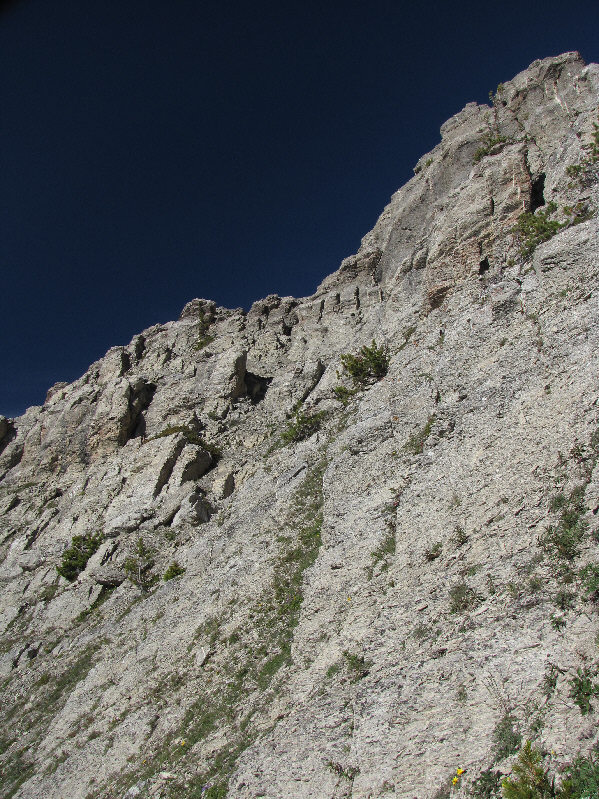 To climber's right of the pinnacle is a loose gully (not pictured here).