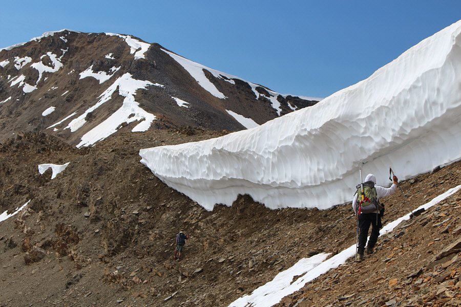 Getting around the end of the cornice was very problematic on the way back.