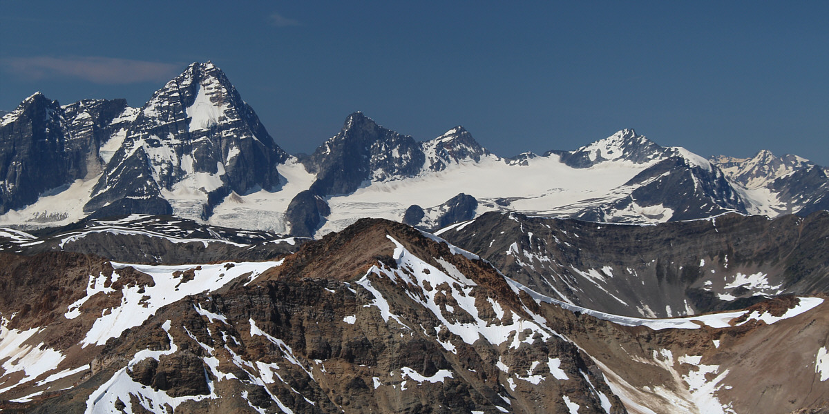 This would have been a glorious day to be atop any of these peaks!