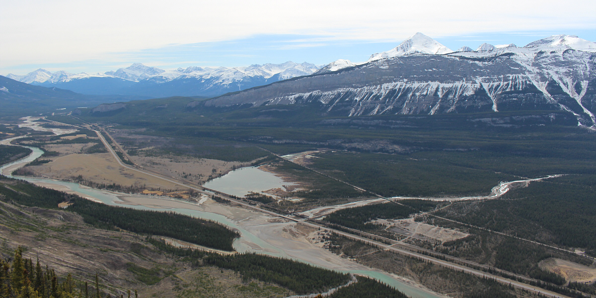 That east ridge of Mount Edith Cavell doesn't look so steep from here...