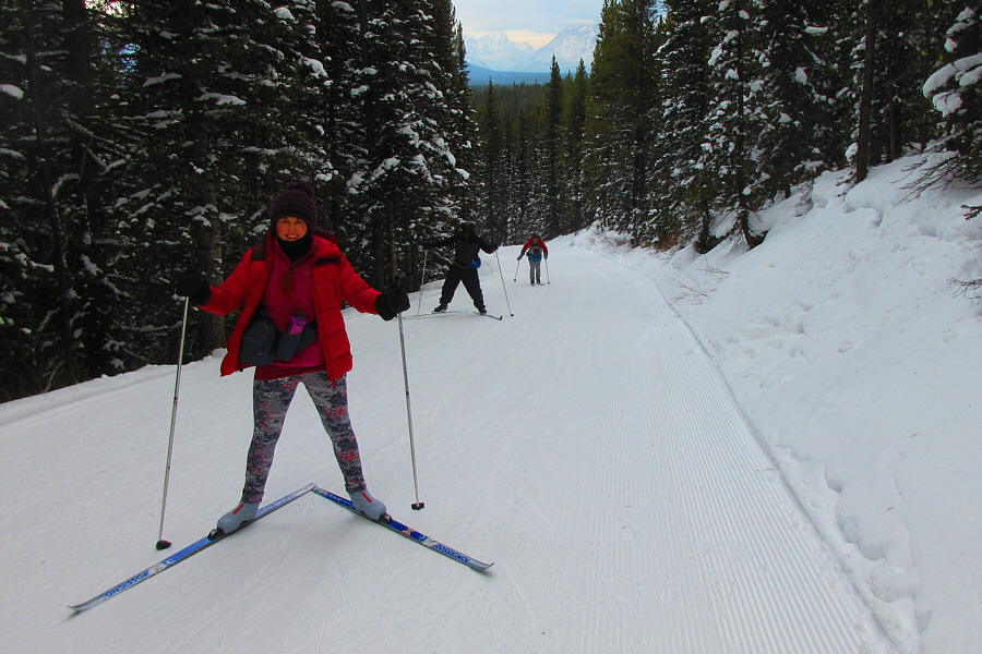 Best cross-country skiing downhill run ever right here!