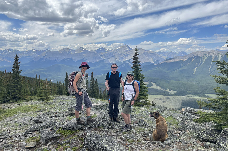 The peaks are amazingly dry for early June!