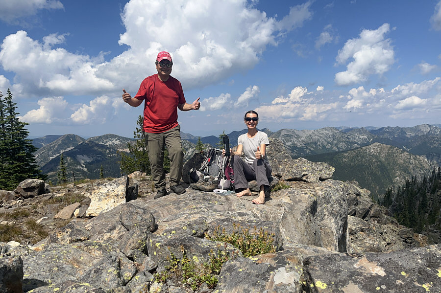 Highest officially-named summit in Stagleap Provincial Park!