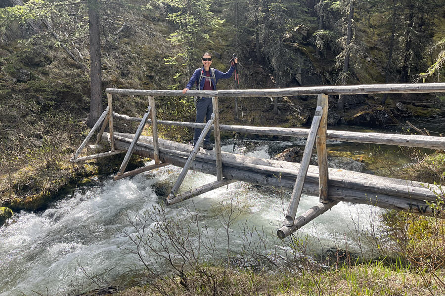 Doesn't look like fording Baril Creek would be fun...