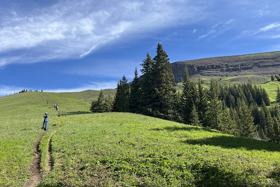 The south summit is farther away than it looks!