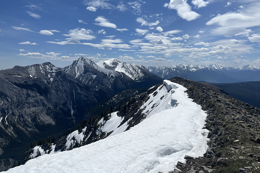 The peak between McGillivray and Skogan is probably seldom climbed...