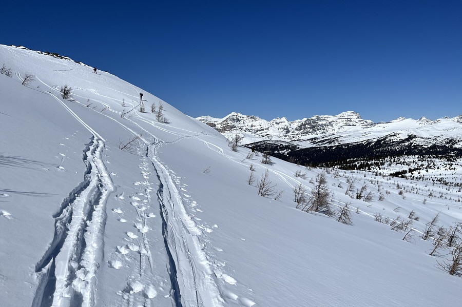 It's tempting to just start skiing down here!