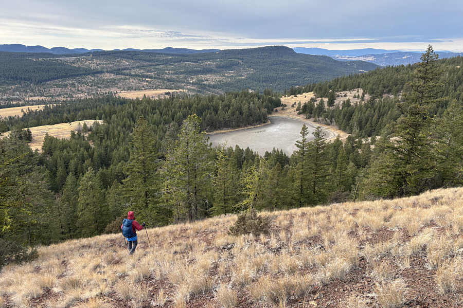 A very steep descent--poles help a lot here!