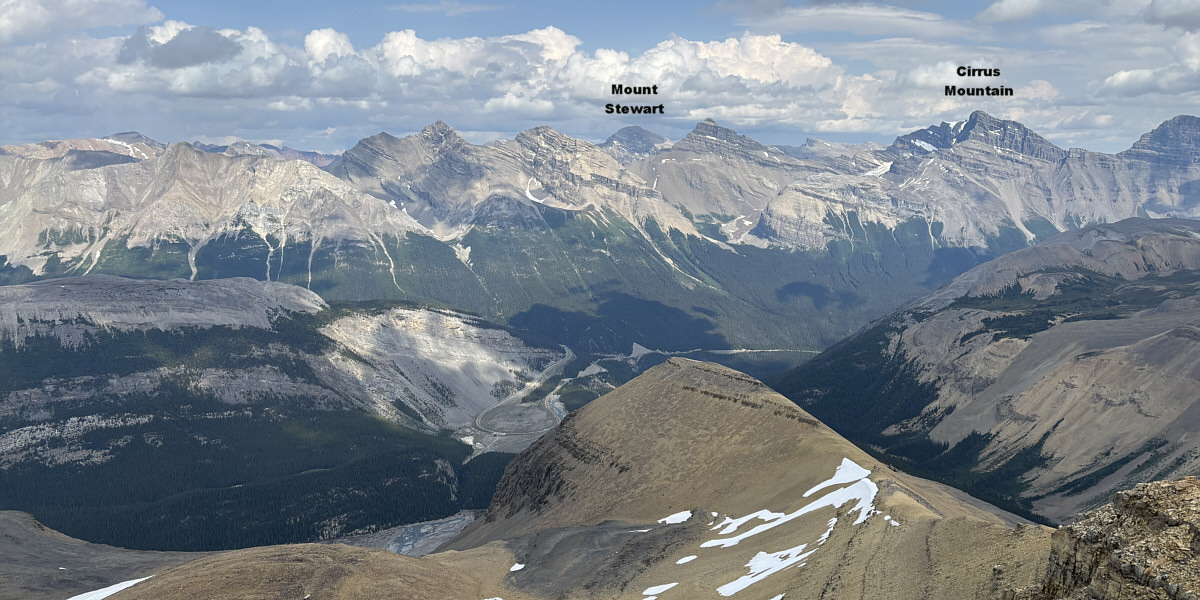 And you can even see the trailhead parking area from here.
