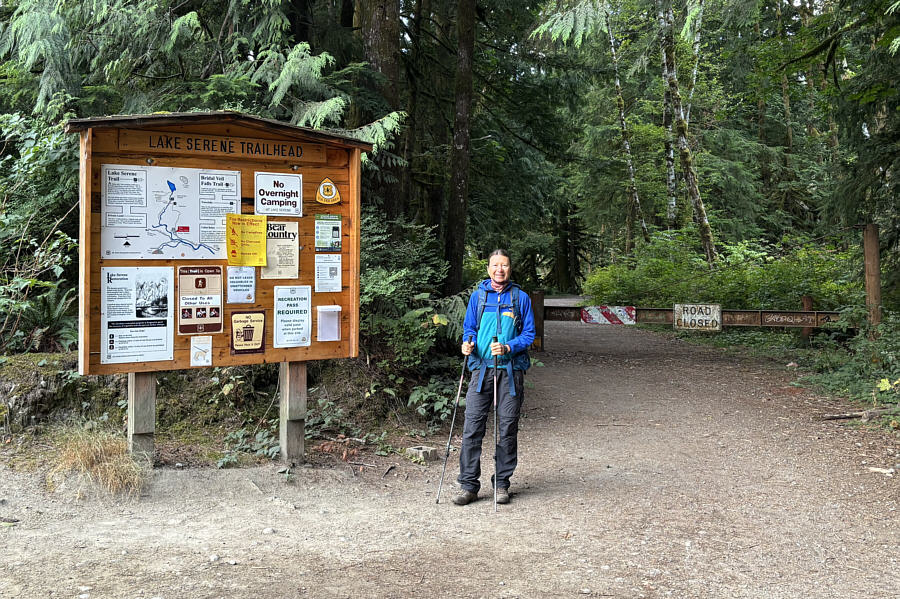The "NO OVERNIGHT CAMPING" sign refers to the lake and NOT the trailhead.