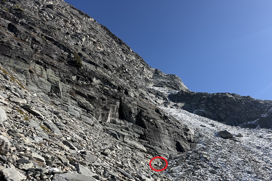 You can really feel small under these cliffs!
