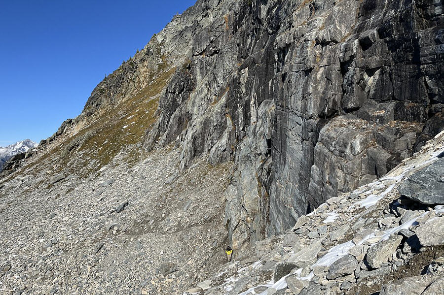 Watch out for falling rocks here!