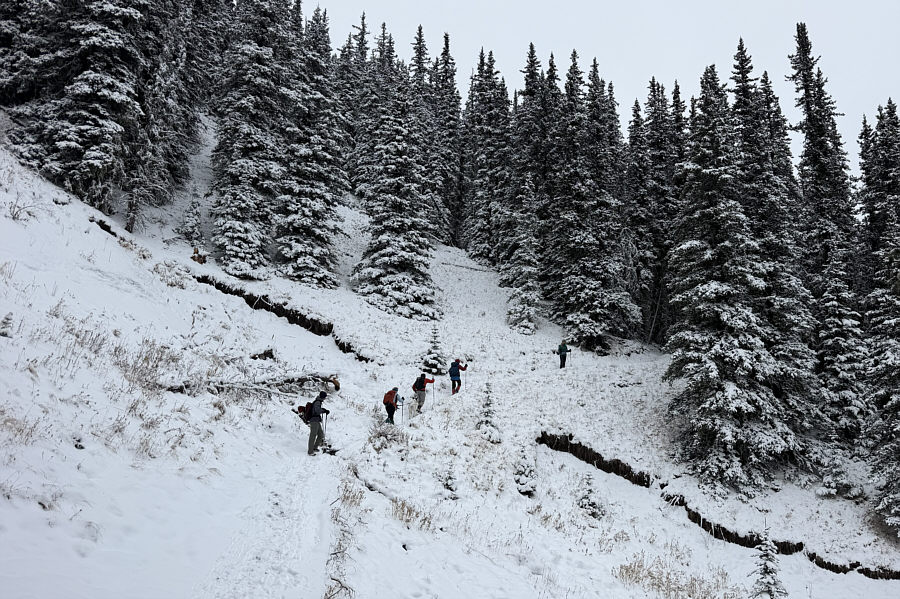 On a nicer day, I would take the ridge crest instead.