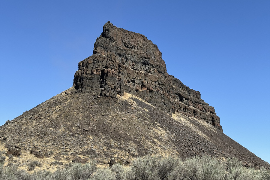 This is the sexy end of Umatilla Rock that everybody sees from the rest of the park!