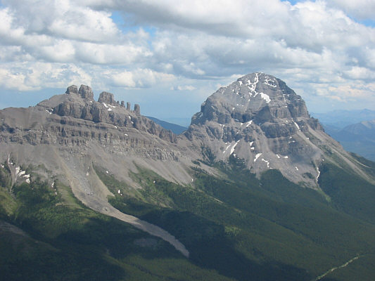 Seven Sisters looks a lot like Dolomite Peak.