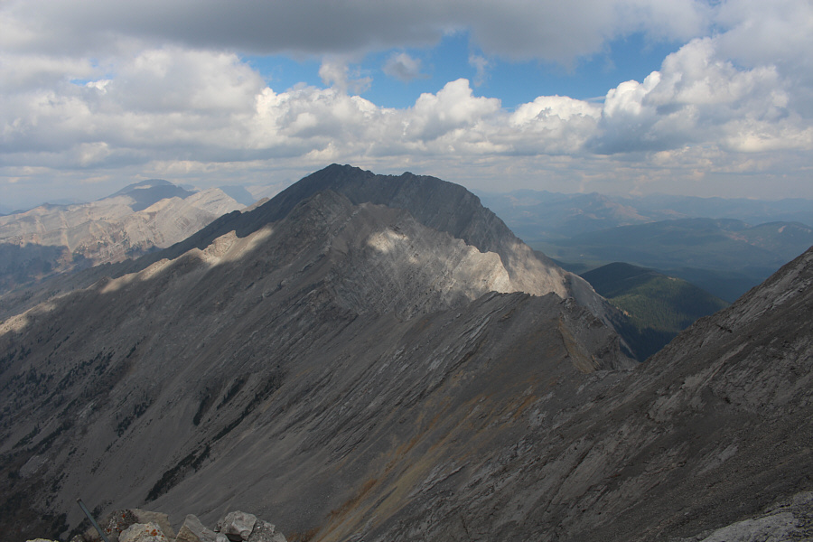 Lots of unnamed peaks here for those that are interested…