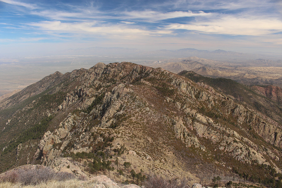 A keen eye should also be able to pick out Mount Kimball, Mount Lemmon, Mica Mountain and Rincon Peak.