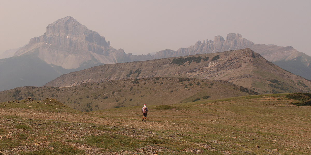 Probably lotsa people on top of Crowsnest today.